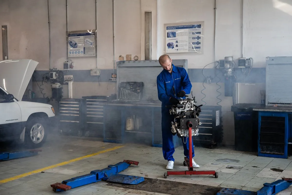 Otomotiv & servis sektörüne ait temsili görsel